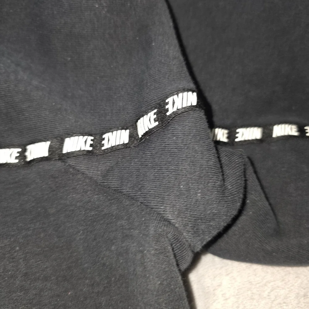 Nike Sportswear Optic Crewneck Top Womens Small Black NIKE Spell Out & Arm‎ Trim